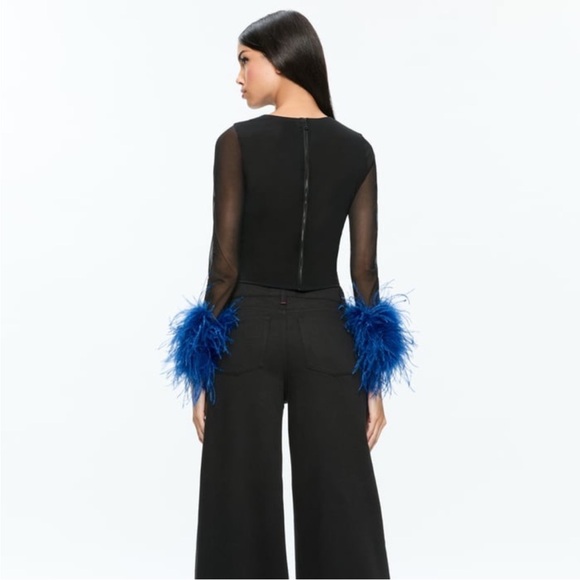 Alice + Olivia Delaina Feather Top - Picture 5 of 11